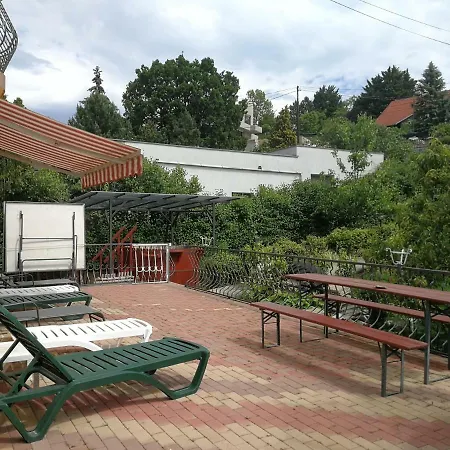 Apartmanhaz Klara *