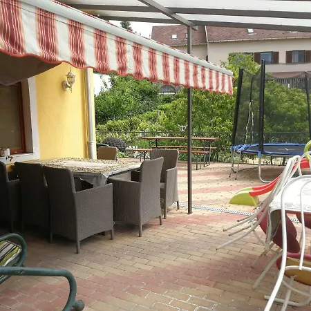 Guest house Apartmanhaz Klara *